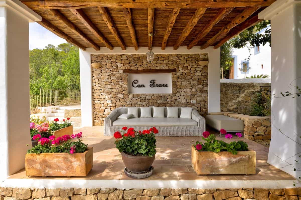 can frare luxury Ibiza villa entrance